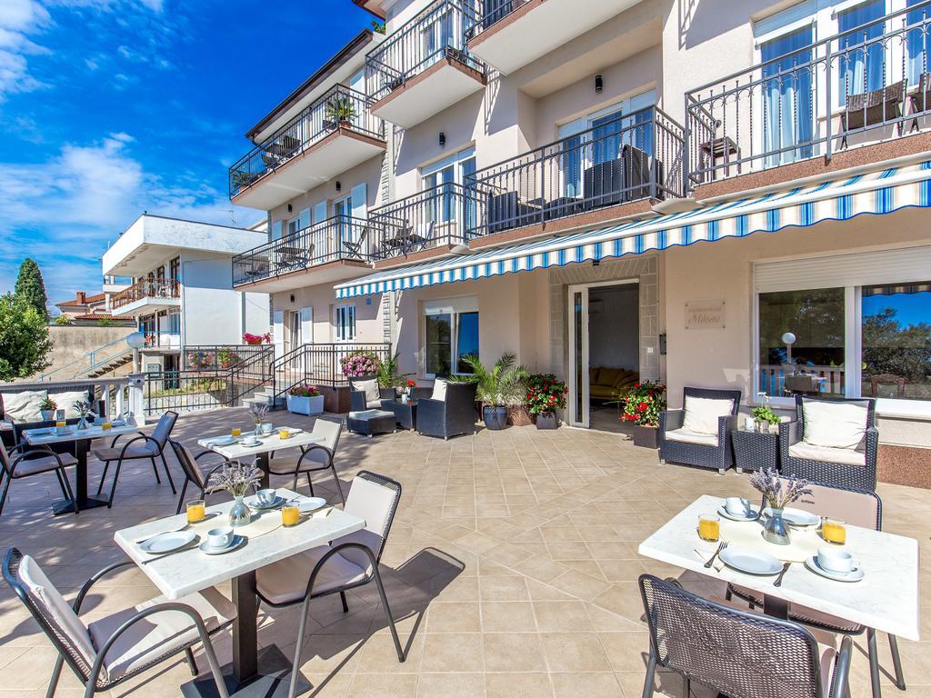 Apartments & Rooms Milcetic M Малинска Экстерьер фото